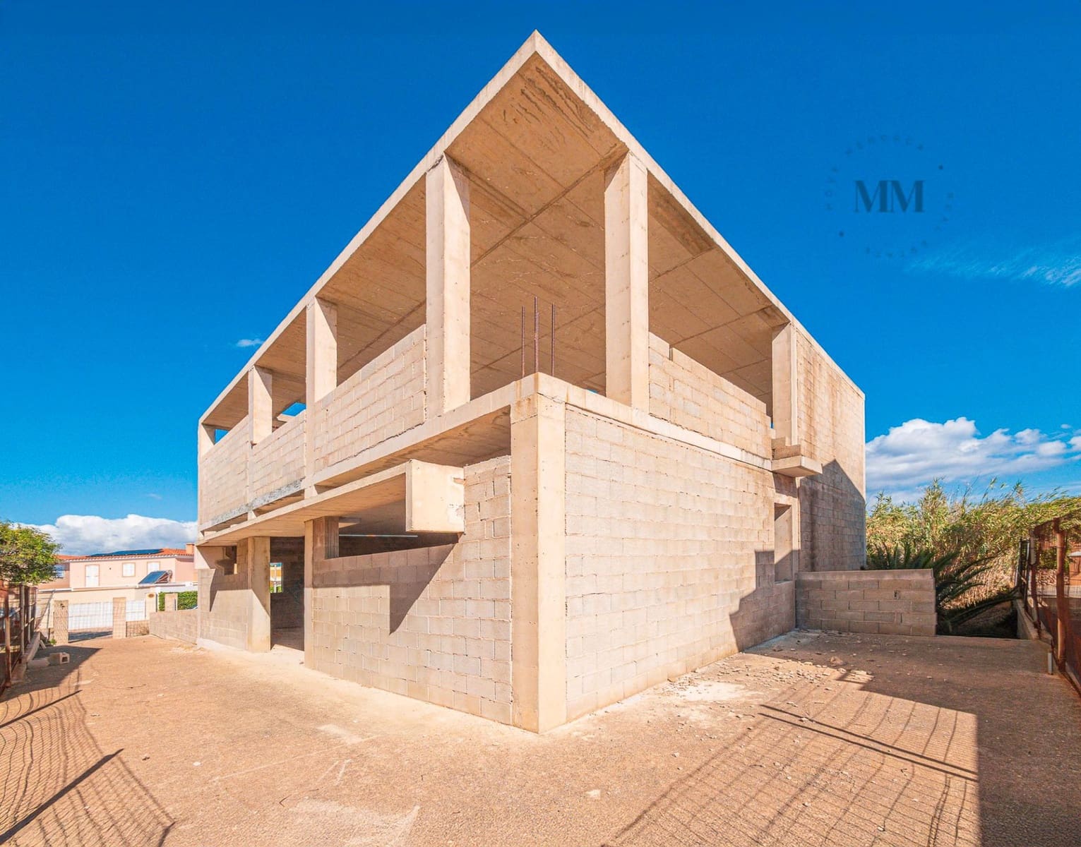 4 soveværelse Villa til salg i Mahon / Mao med swimmingpool garage - € 680.000 (Ref: 9319823)