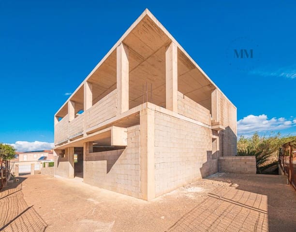 4 soveværelse Villa til salg i Mahón / Maó med swimmingpool garage - € 680.000 (Ref: 9319823)