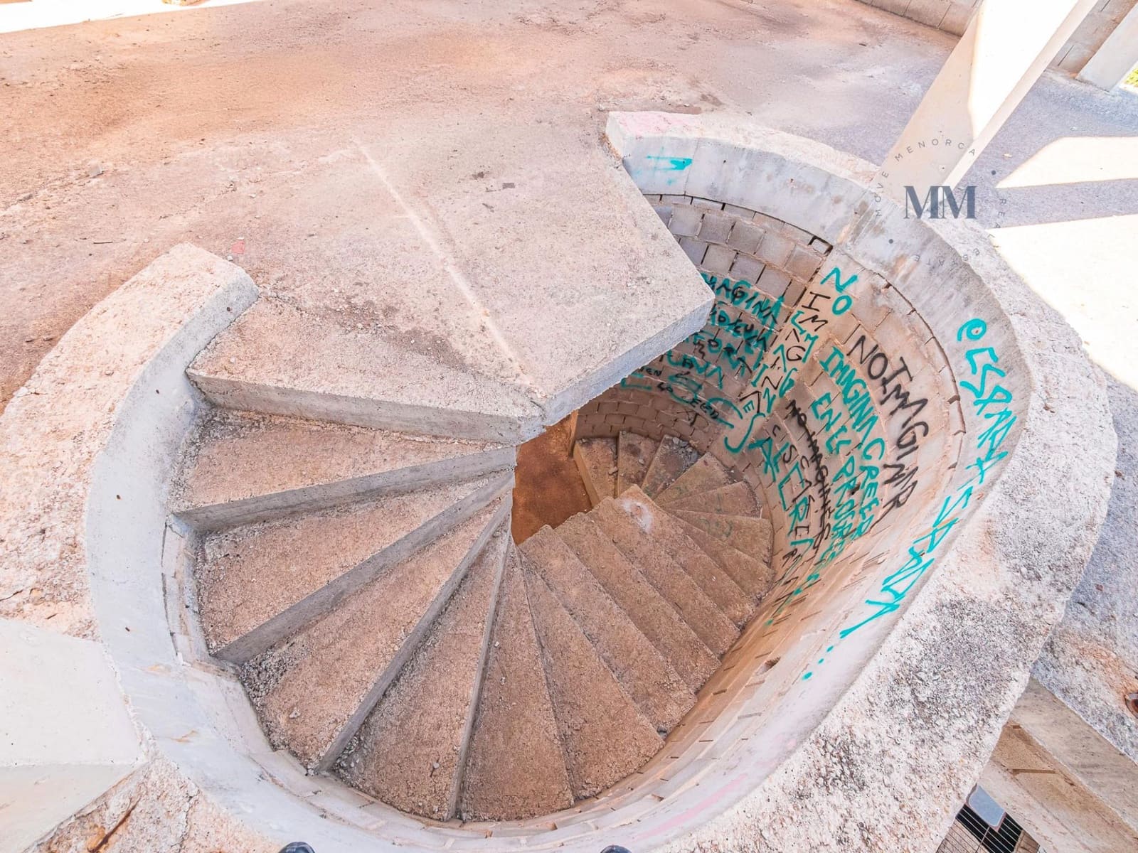 4 soveværelse Villa til salg i Mahon / Mao med swimmingpool garage - € 680.000 (Ref: 9319823)