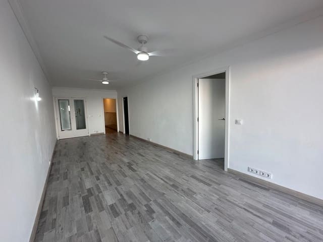 3 chambre Appartement à vendre à Es Castell - 299 000 € (Ref: 9319824)