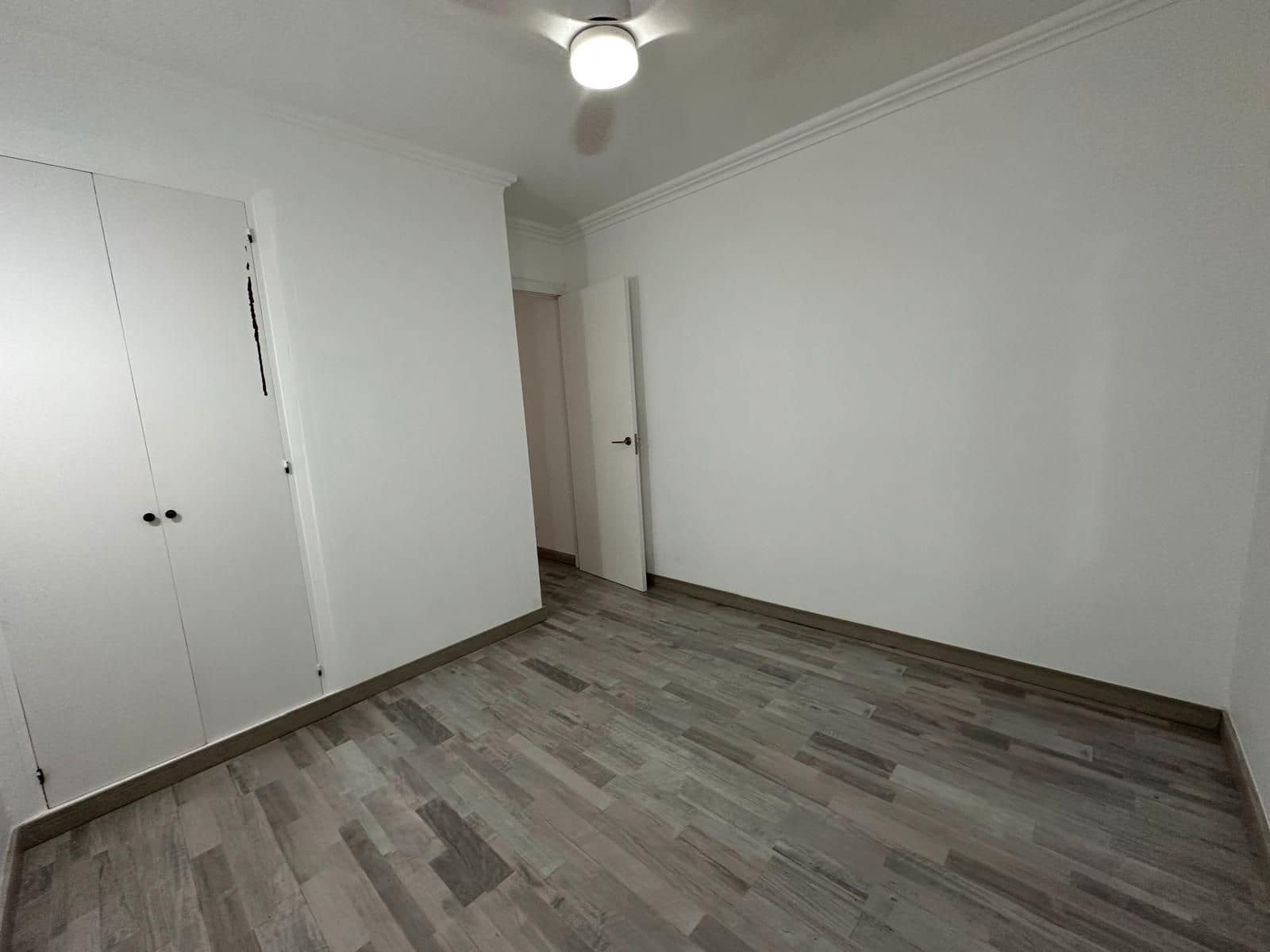 3 chambre Appartement à vendre à Es Castell - 299 000 € (Ref: 9319824)