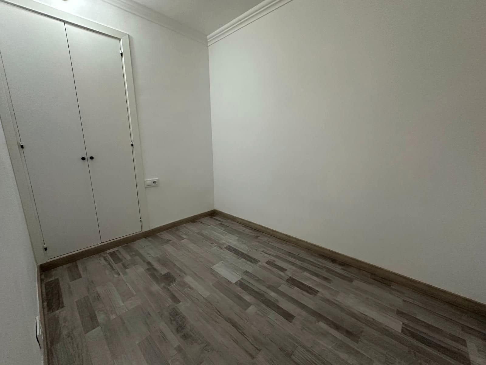 3 chambre Appartement à vendre à Es Castell - 299 000 € (Ref: 9319824)