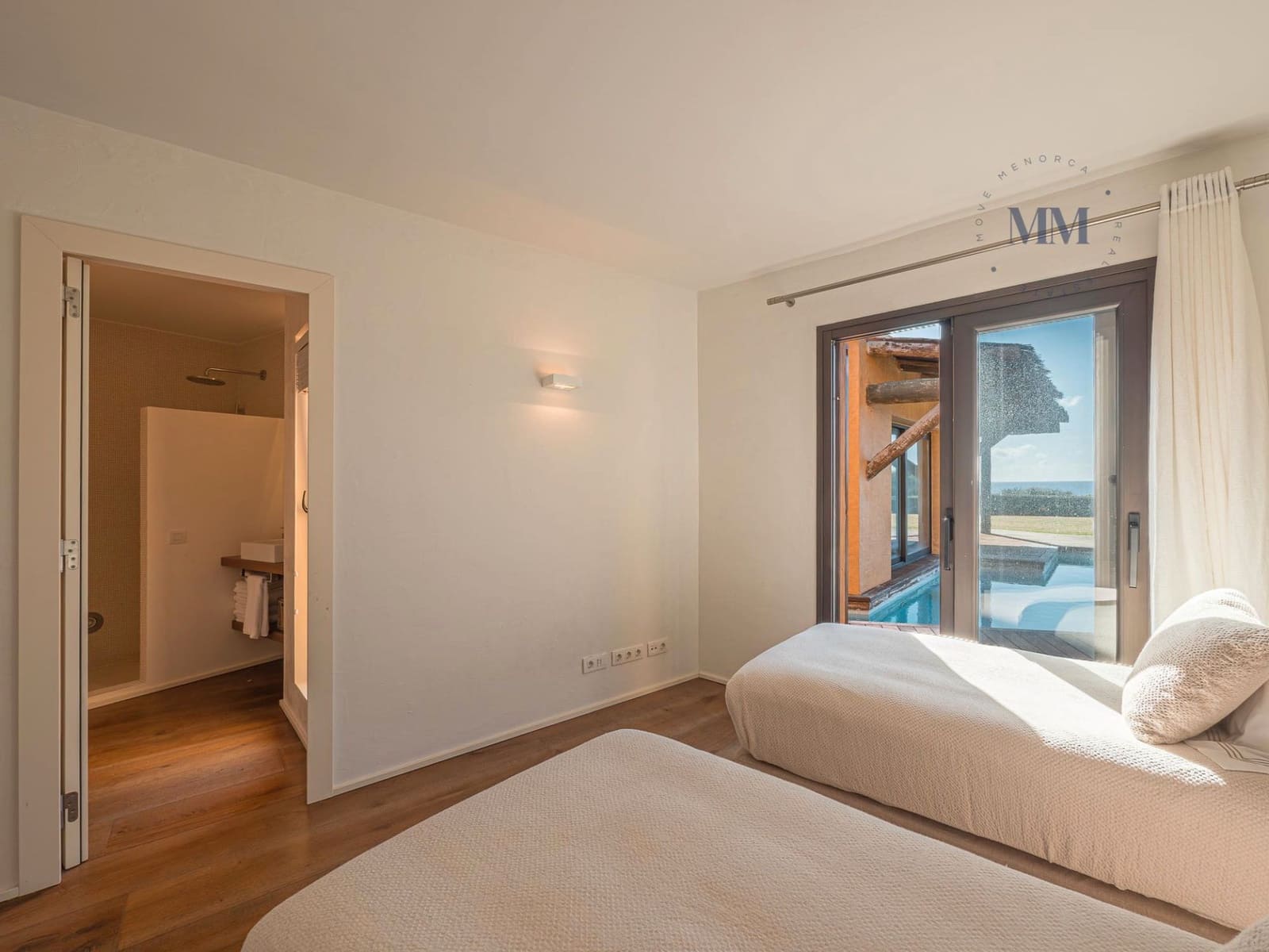 5 soveværelse Villa til salg i San Luis / Sant Lluis med swimmingpool garage - € 1.910.000 (Ref: 9386155)