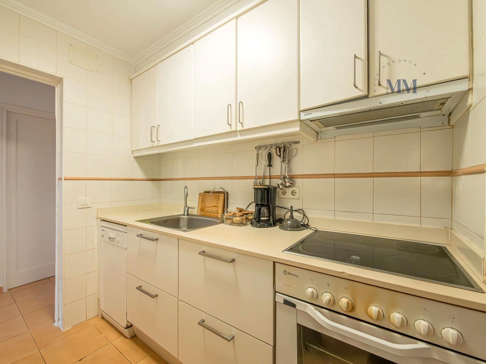 2 bedroom Apartment for sale in Alayor / Alaior - € 425,000 (Ref: 9436393)