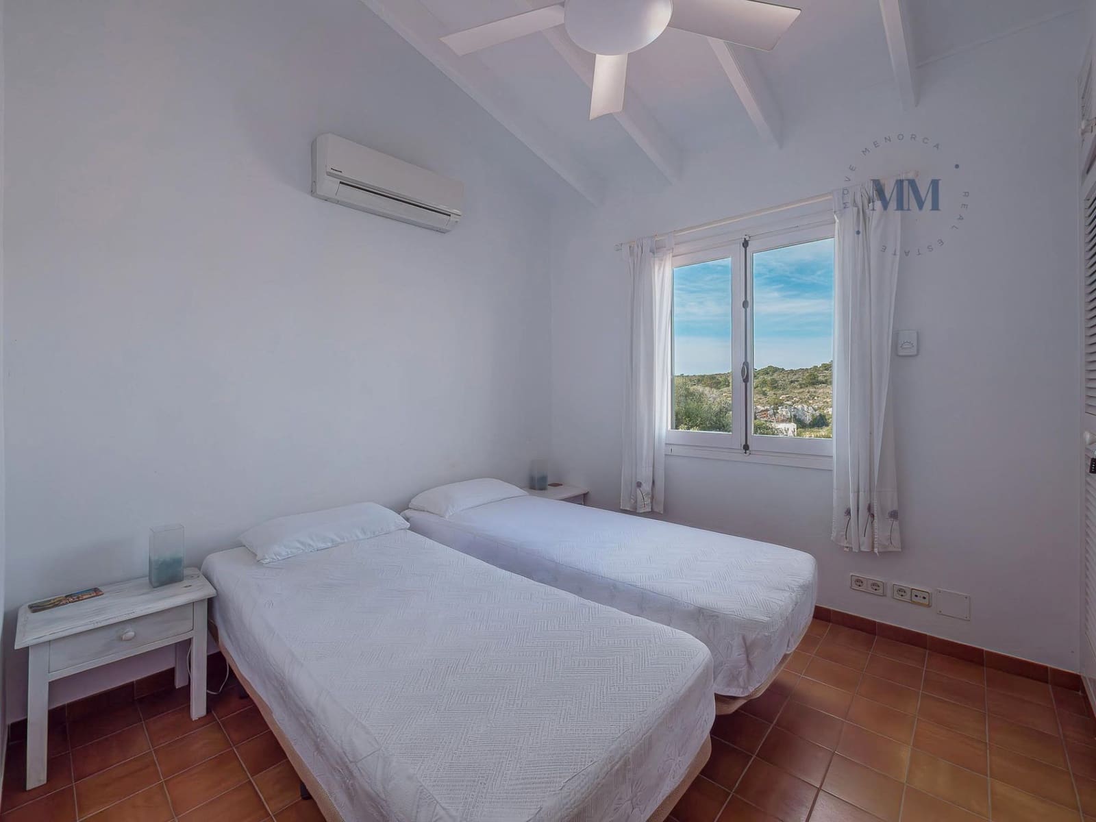 4 sypialnia Willa na sprzedaż w Es Canutells z basenem - 799 950 € (Ref: 9541941)