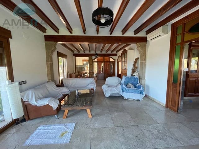 4 camera da letto Villa in vendita in Pego - 840.000 € (Rif: 9412536)