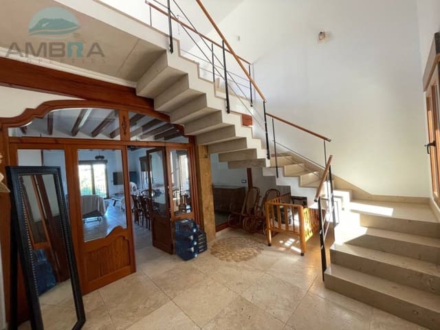 4 camera da letto Villa in vendita in Pego - 840.000 € (Rif: 9412536)
