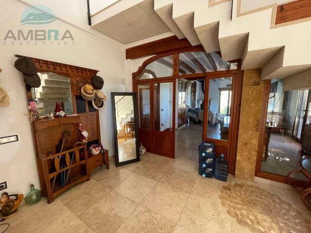 4 camera da letto Villa in vendita in Pego - 840.000 € (Rif: 9412536)