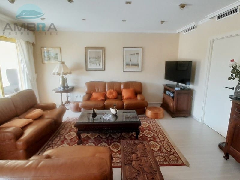 4 soverom Penthouse til salgs i Denia med svømmebasseng garasje - € 650 000 (Ref: 9412546)