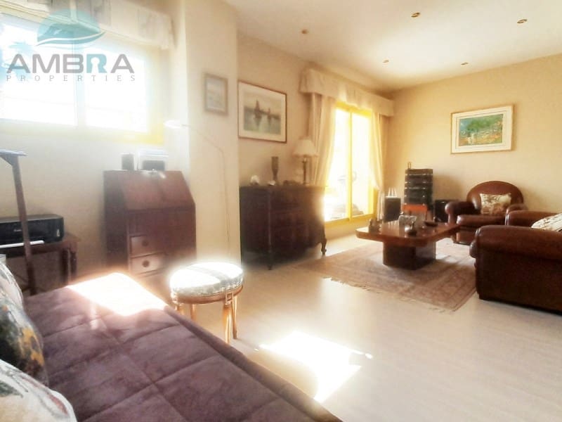 4 soverom Penthouse til salgs i Denia med svømmebasseng garasje - € 650 000 (Ref: 9412546)