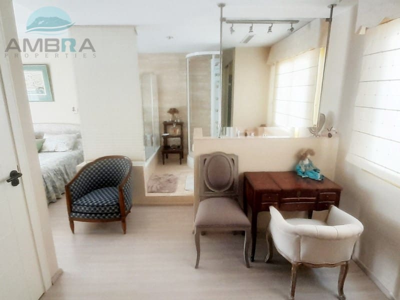 4 soverom Penthouse til salgs i Denia med svømmebasseng garasje - € 650 000 (Ref: 9412546)