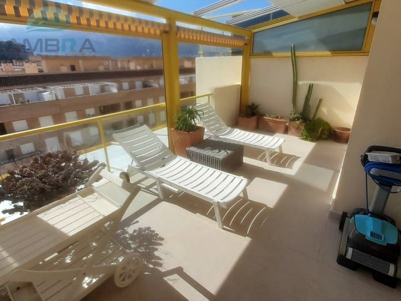 4 soverom Penthouse til salgs i Denia med svømmebasseng garasje - € 650 000 (Ref: 9412546)