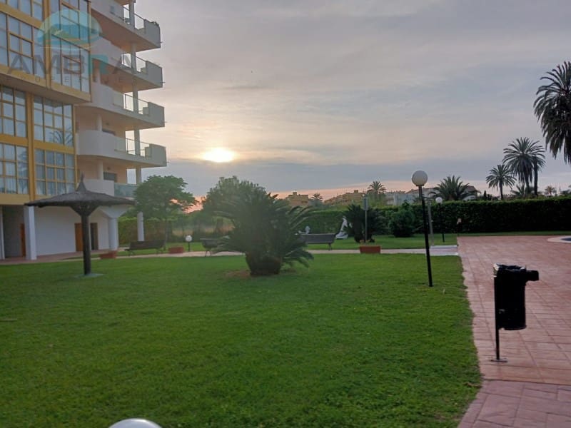 4 soverom Penthouse til salgs i Denia med svømmebasseng garasje - € 650 000 (Ref: 9412546)