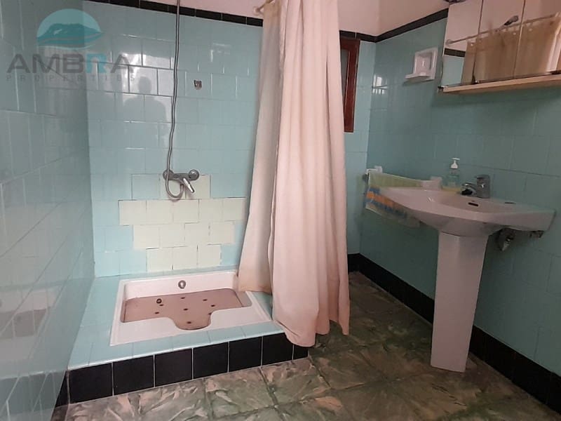 4 bedroom Townhouse for sale in L'Atzuvia - € 136,500 (Ref: 9412553)