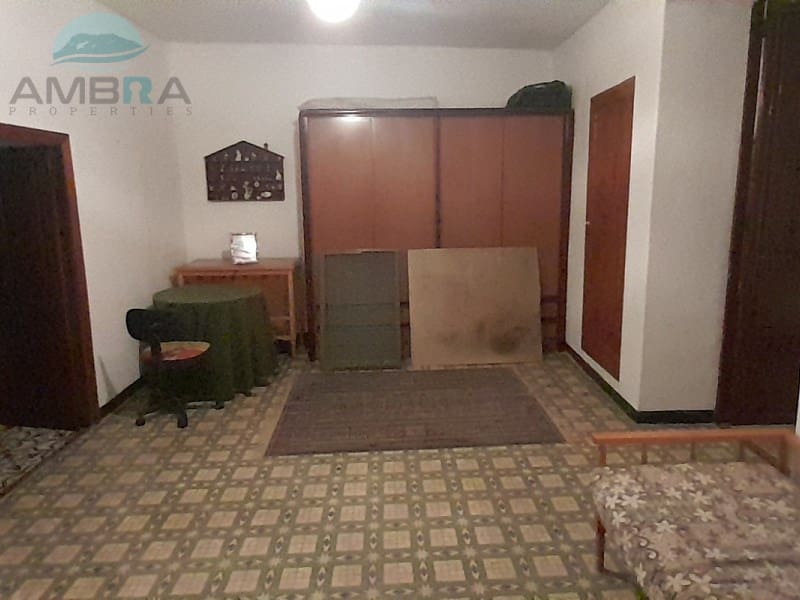 4 bedroom Townhouse for sale in L'Atzuvia - € 136,500 (Ref: 9412553)