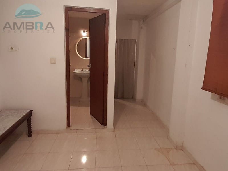 4 bedroom Townhouse for sale in L'Atzuvia - € 136,500 (Ref: 9412553)