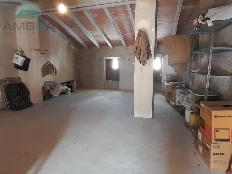 4 bedroom Townhouse for sale in L'Atzuvia - € 136,500 (Ref: 9412553)