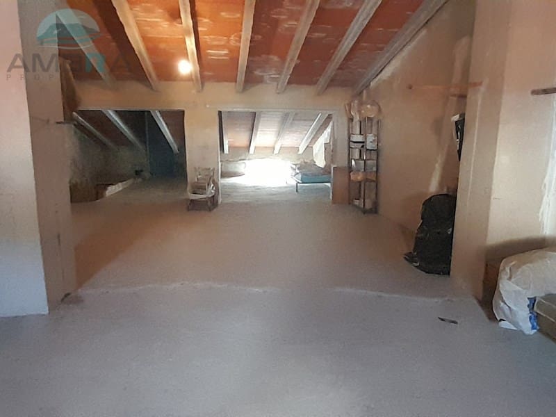 4 bedroom Townhouse for sale in L'Atzuvia - € 136,500 (Ref: 9412553)