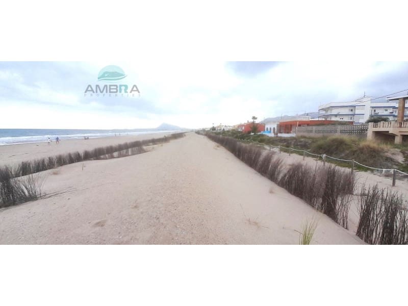 5 soveværelse Byhus til salg i Denia - € 275.000 (Ref: 9412554)