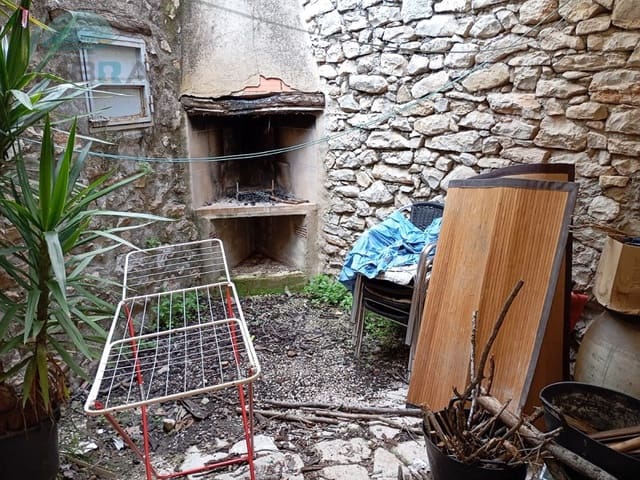 4 makuuhuone Omakotitalo myytävänä paikassa Benisili, Vall de Gallinera - 89 000 € (Ref: 9412556)