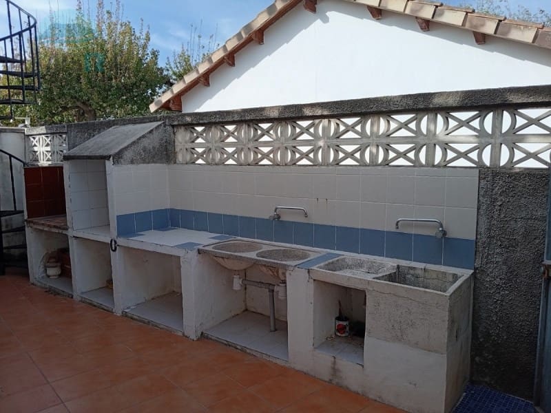 Chalet de 3 habitaciones en Oliva Nova en venta - 300.000 € (Ref: 9412558)