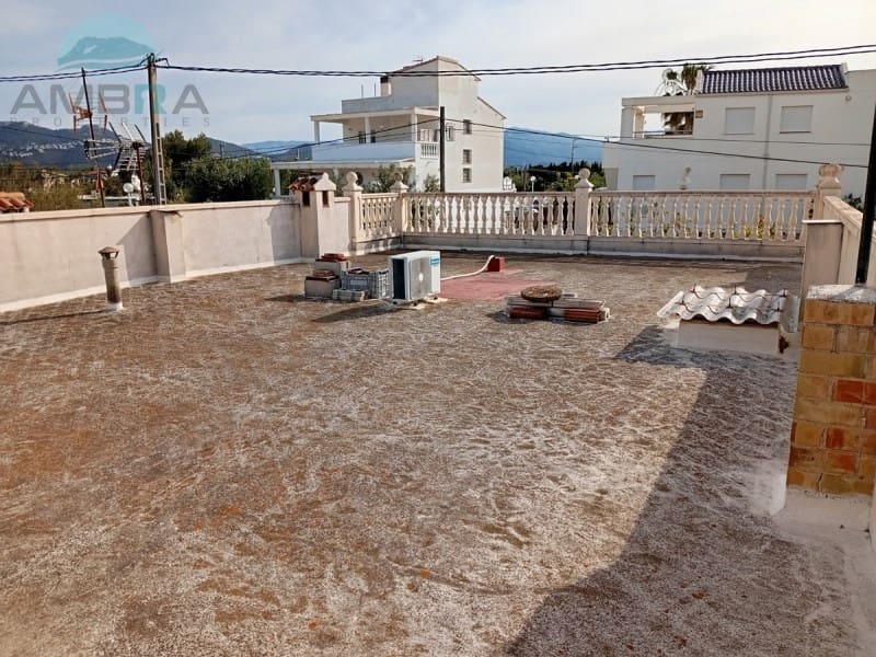 Chalet de 3 habitaciones en Oliva Nova en venta - 300.000 € (Ref: 9412558)