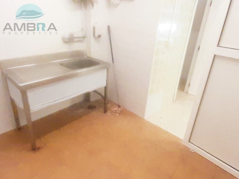 Commercial for sale in Pego - € 40,000 (Ref: 9412560)