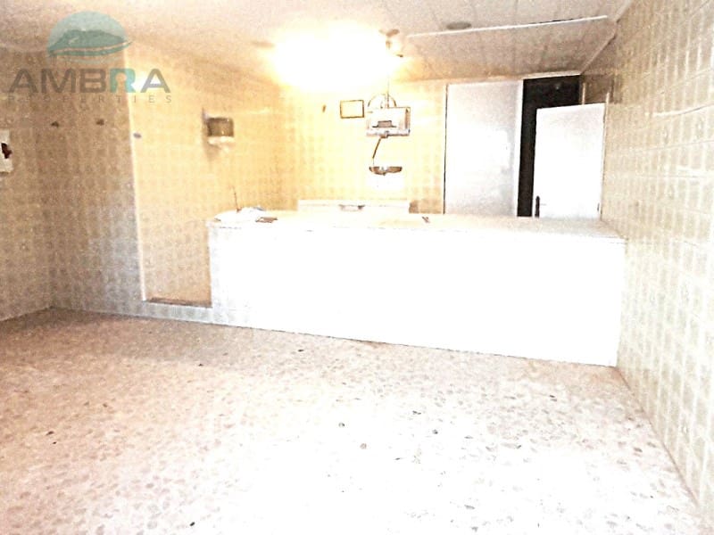 Commercial for sale in Pego - € 40,000 (Ref: 9412560)