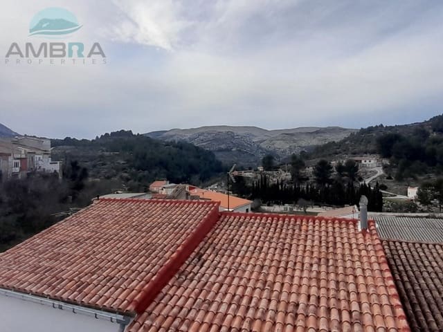 Casa de 5 habitaciones en Castell de Castells en venta con garaje - 160.000 € (Ref: 9412563)