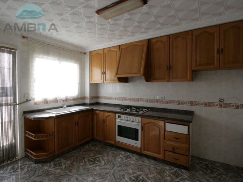 Chalet de 7 habitaciones en Pego en venta - 300.000 € (Ref: 9412571)