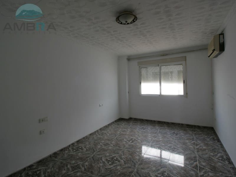 Chalet de 7 habitaciones en Pego en venta - 300.000 € (Ref: 9412571)