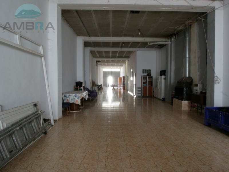 Chalet de 7 habitaciones en Pego en venta - 300.000 € (Ref: 9412571)