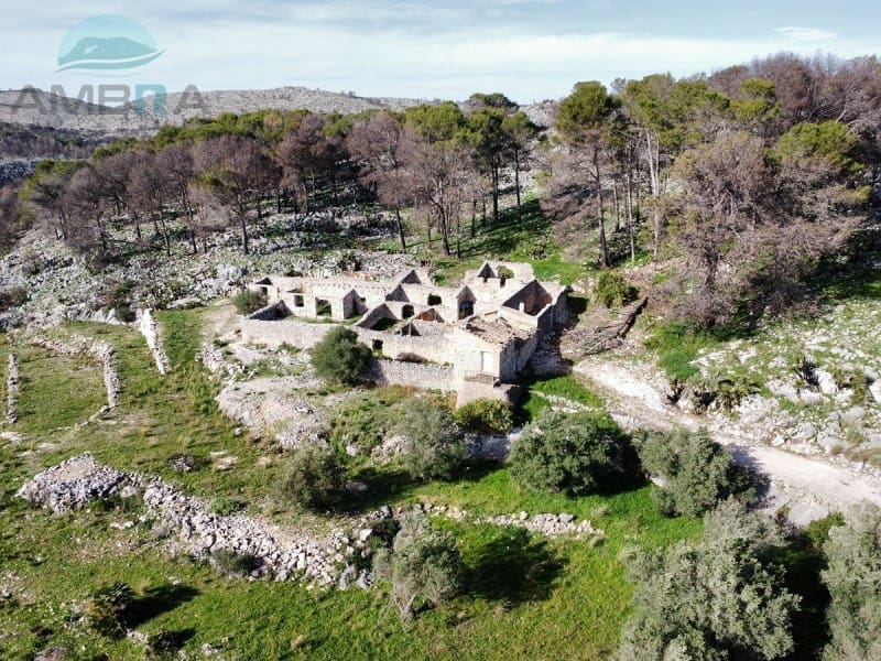 Ruïne te koop in Vall de Gallinera - € 30.000 (Ref: 9412572)