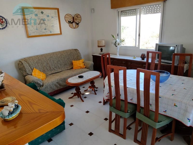 4 bedroom Villa for sale in Oliva with garage - € 380,000 (Ref: 9491472)