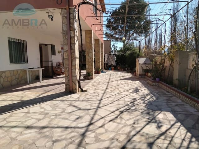 4 makuuhuone Huvila myytävänä paikassa Oliva Pueblo, Oliva mukana 
autotalli - 380 000 € (Ref: 9491472)