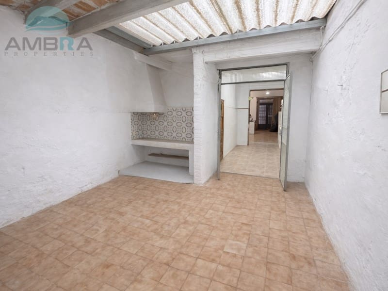 2 soveværelse Byhus til salg i L'Atzuvia - € 99.000 (Ref: 9547906)