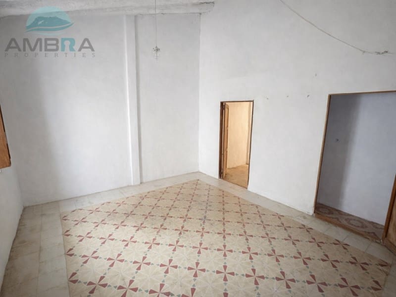 2 soveværelse Byhus til salg i L'Atzuvia - € 99.000 (Ref: 9547906)