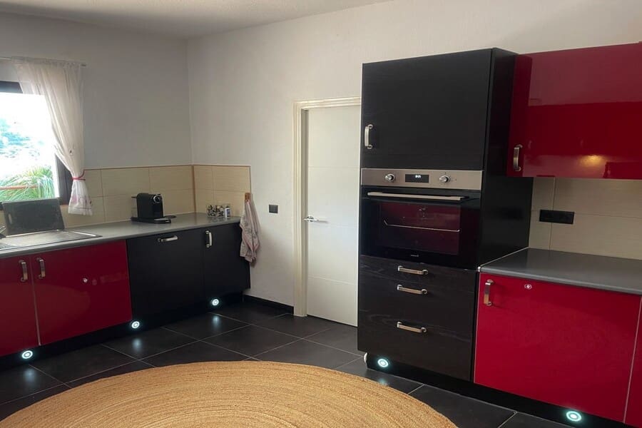 4 bedroom Finca/Country House for sale in Huescar with pool garage - € 275,000 (Ref: 10009705)