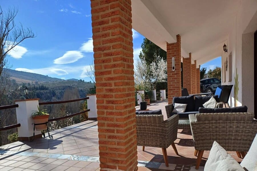 4 bedroom Finca/Country House for sale in Huescar with pool garage - € 275,000 (Ref: 10009705)