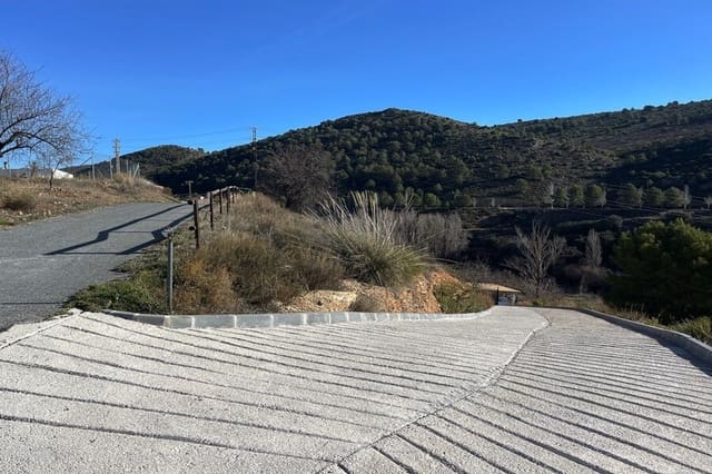 4 bedroom Finca/Country House for sale in Huéscar with pool garage - € 275,000 (Ref: 10009705)