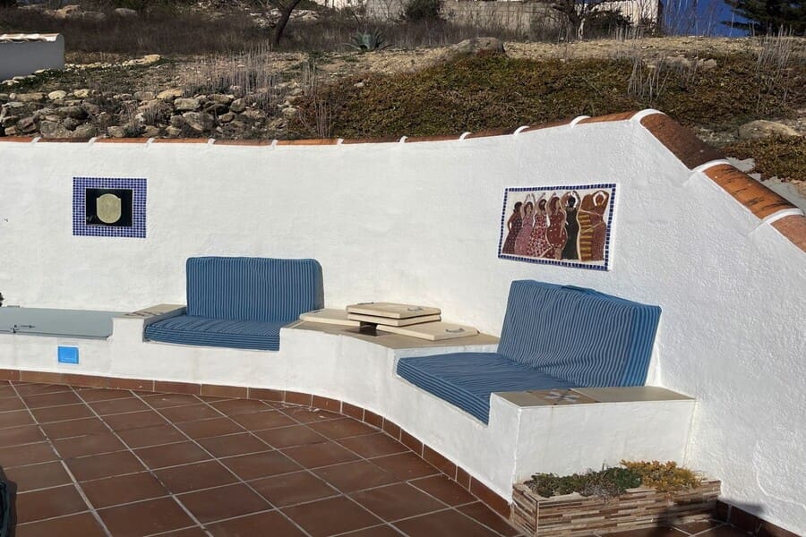 4 bedroom Finca/Country House for sale in Huescar with pool garage - € 275,000 (Ref: 10009705)