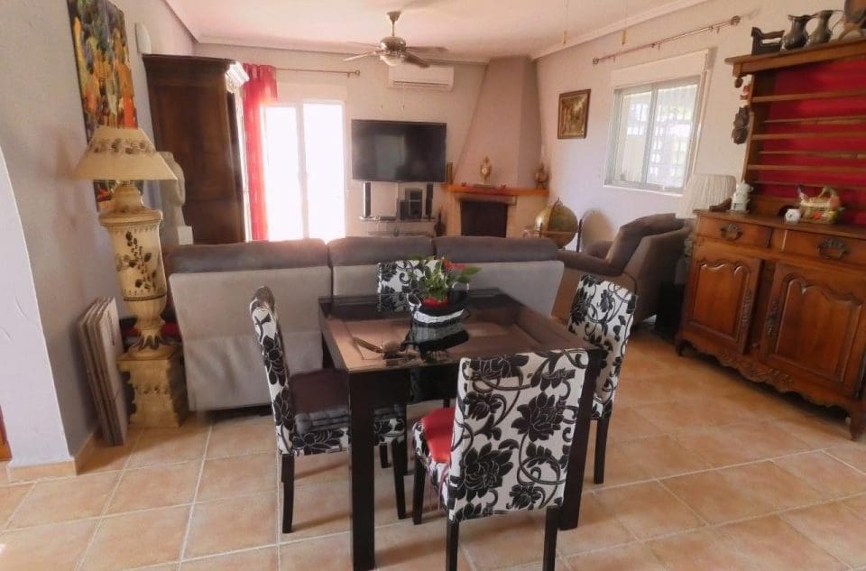 3 Zimmer Haus zu verkaufen in Fortuna mit Pool Garage - 279.000 € (Ref: 10013905)