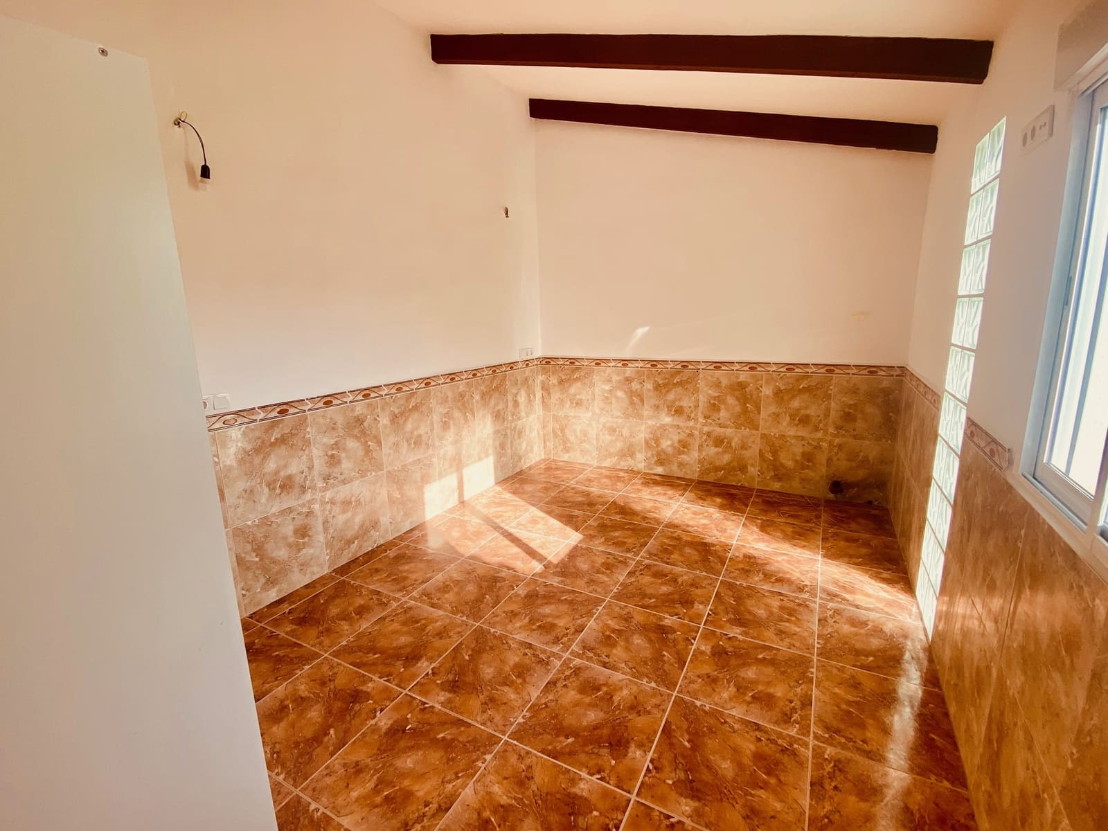 6 soveværelse Villa til salg i Barinas med swimmingpool garage - € 471.950 (Ref: 10014746)