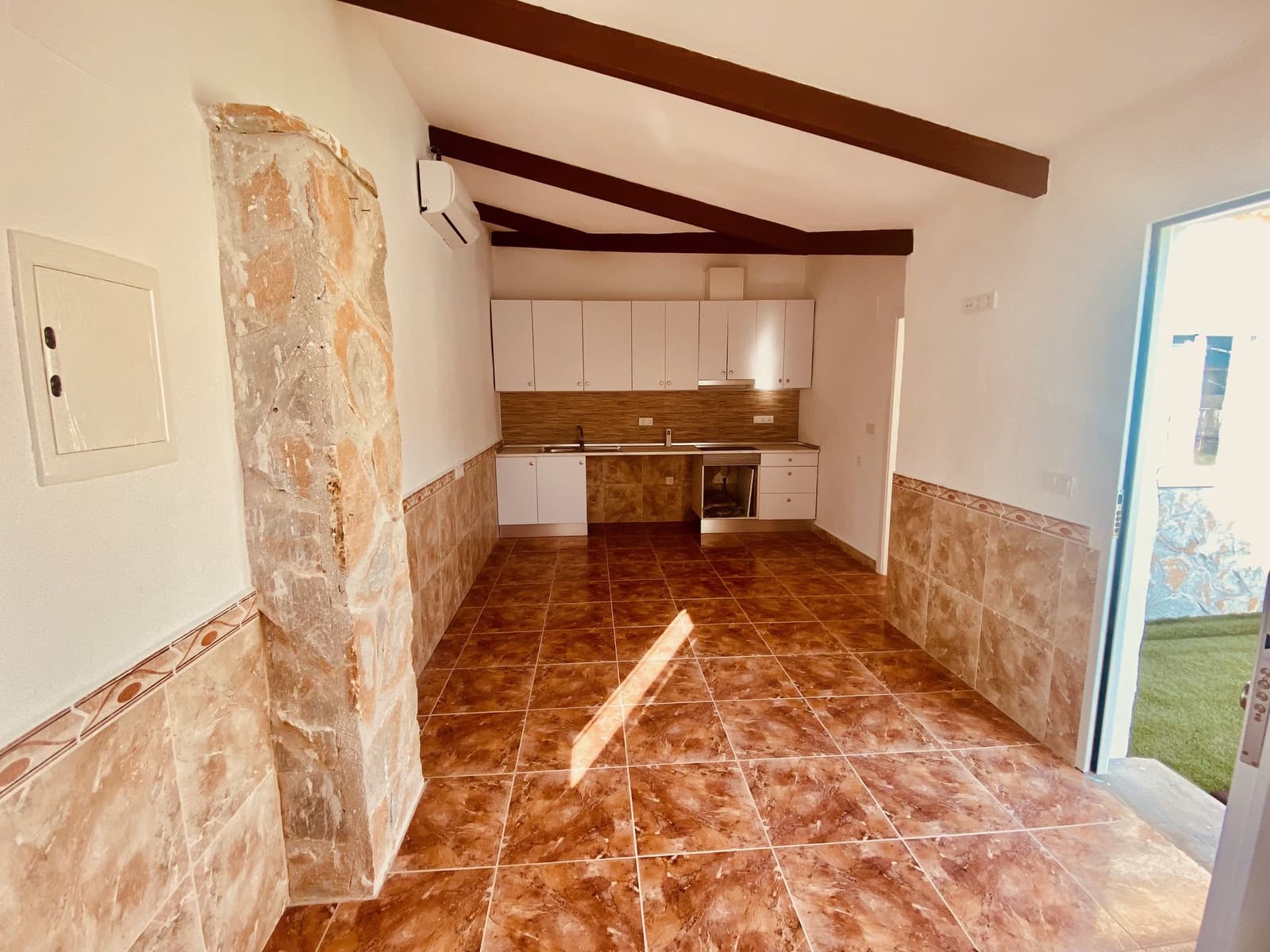 6 soveværelse Villa til salg i Barinas med swimmingpool garage - € 471.950 (Ref: 10014746)