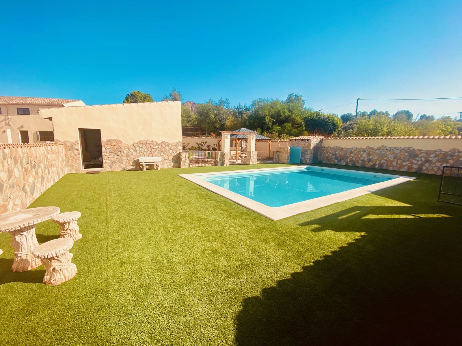 6 soveværelse Villa til salg i Barinas med swimmingpool garage - € 471.950 (Ref: 10014746)
