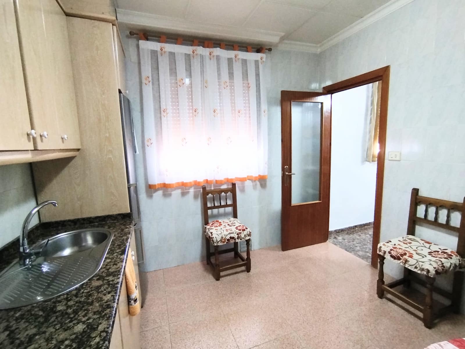 4 sypialnia Finka/Dom wiejski na sprzedaż w Yecla z basenem garażem - 499 000 € (Ref: 10021686)