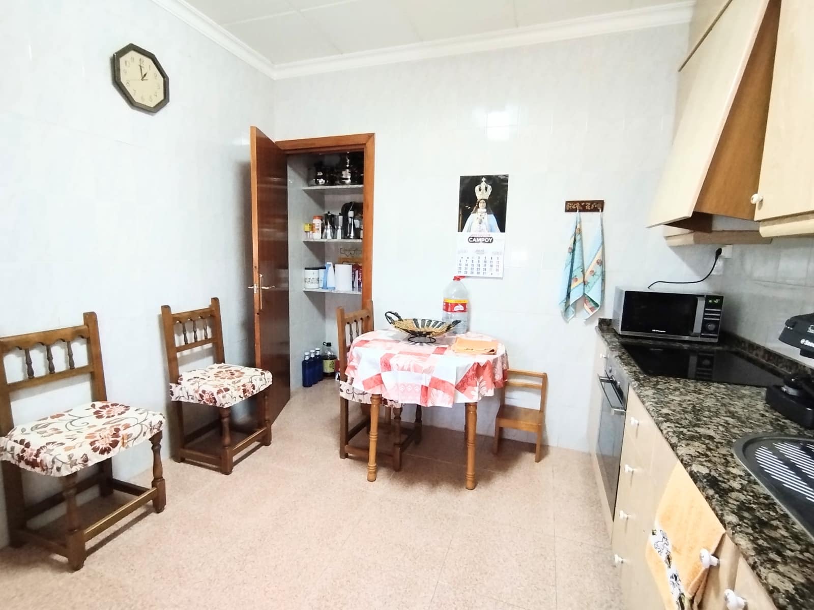 4 sypialnia Finka/Dom wiejski na sprzedaż w Yecla z basenem garażem - 499 000 € (Ref: 10021686)