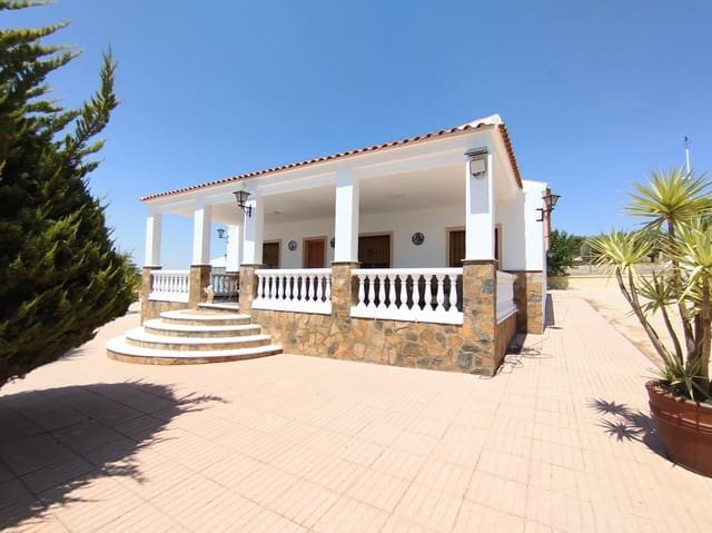 4 sypialnia Finka/Dom wiejski na sprzedaż w Yecla z basenem garażem - 499 000 € (Ref: 10021686)