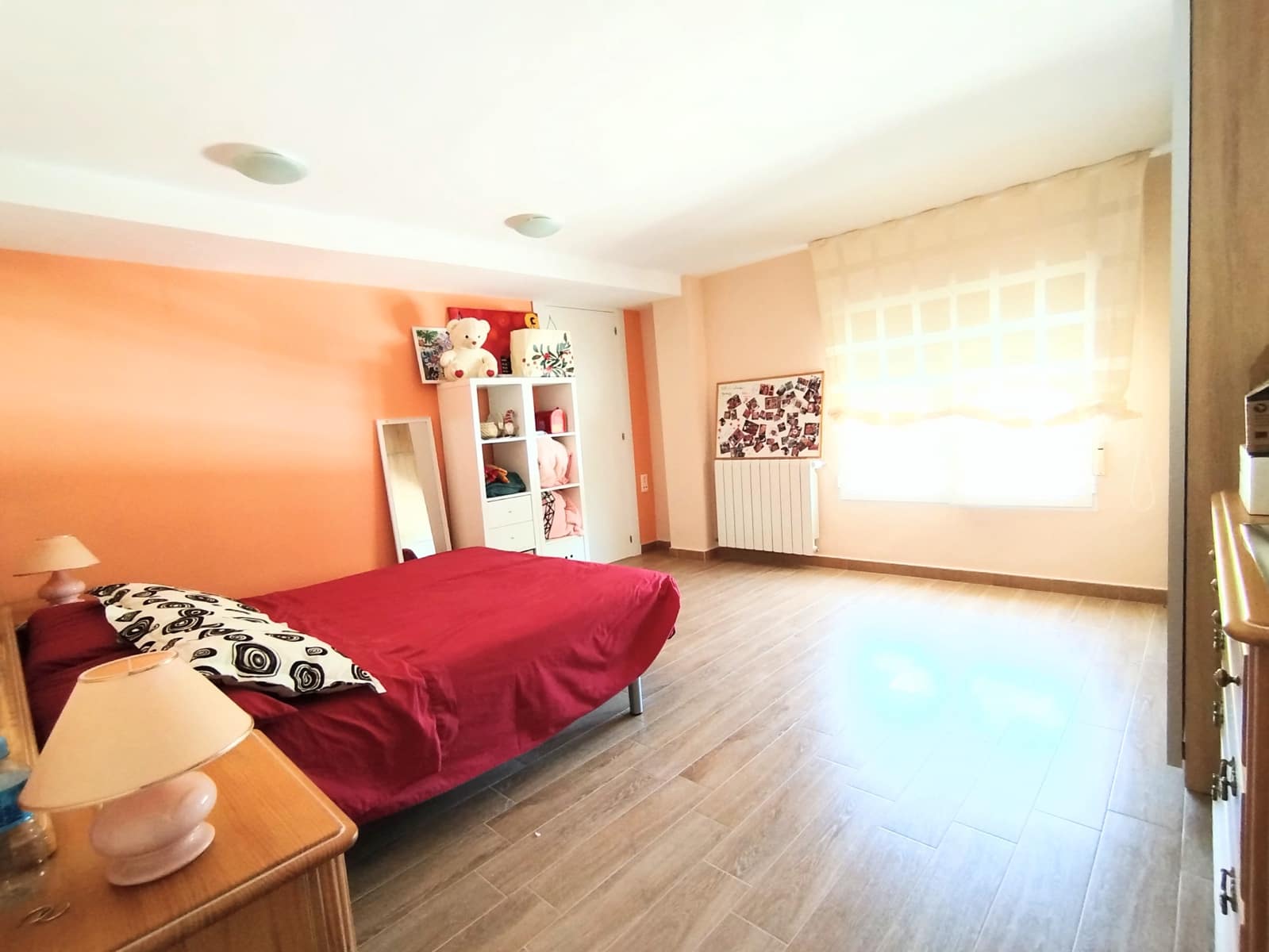 4 bedroom Villa for sale in Yecla with pool garage - € 685,000 (Ref: 10029865)