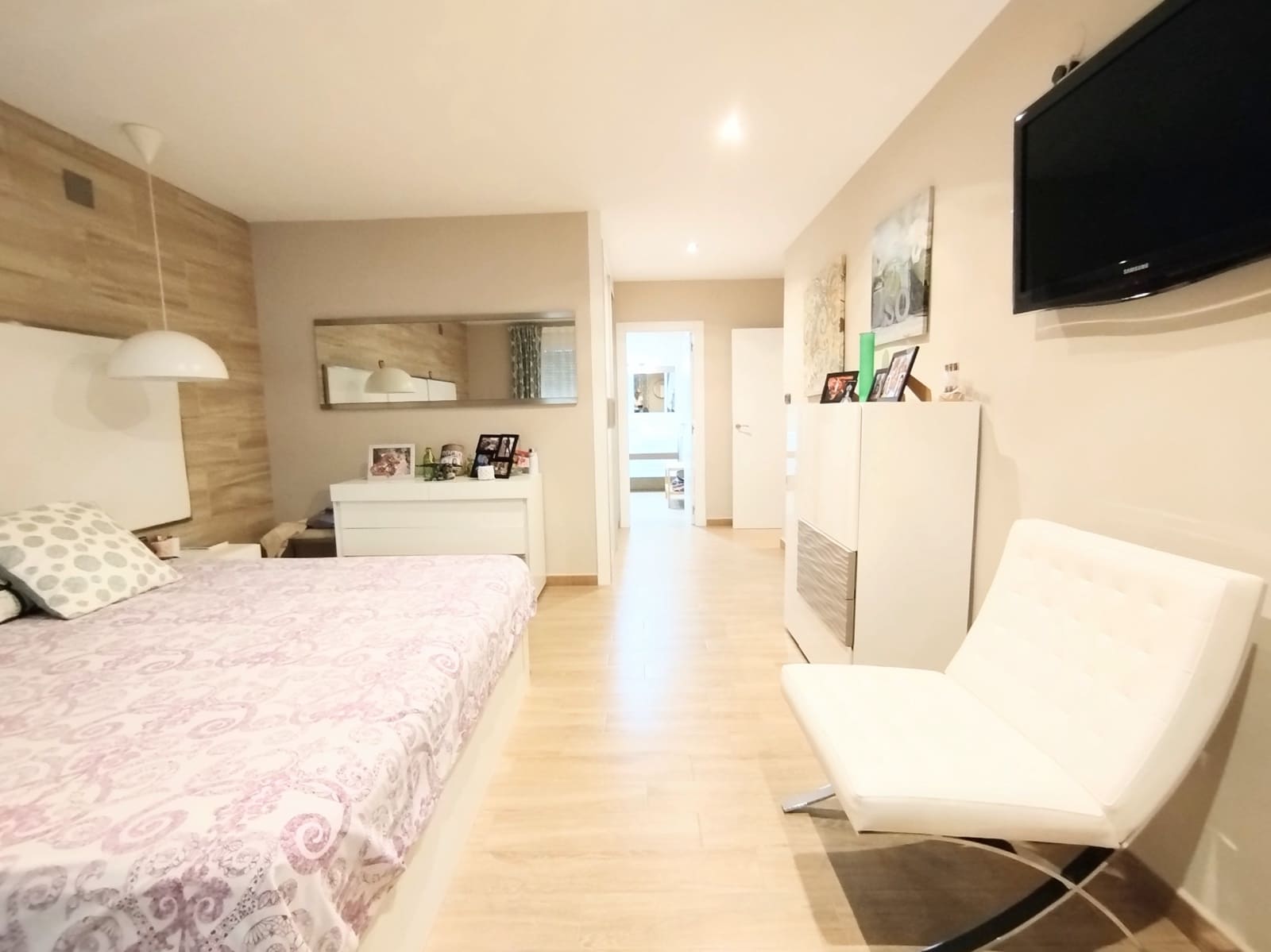 4 bedroom Villa for sale in Yecla with pool garage - € 685,000 (Ref: 10029865)